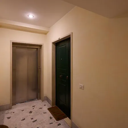 Monti Urban House Apartman